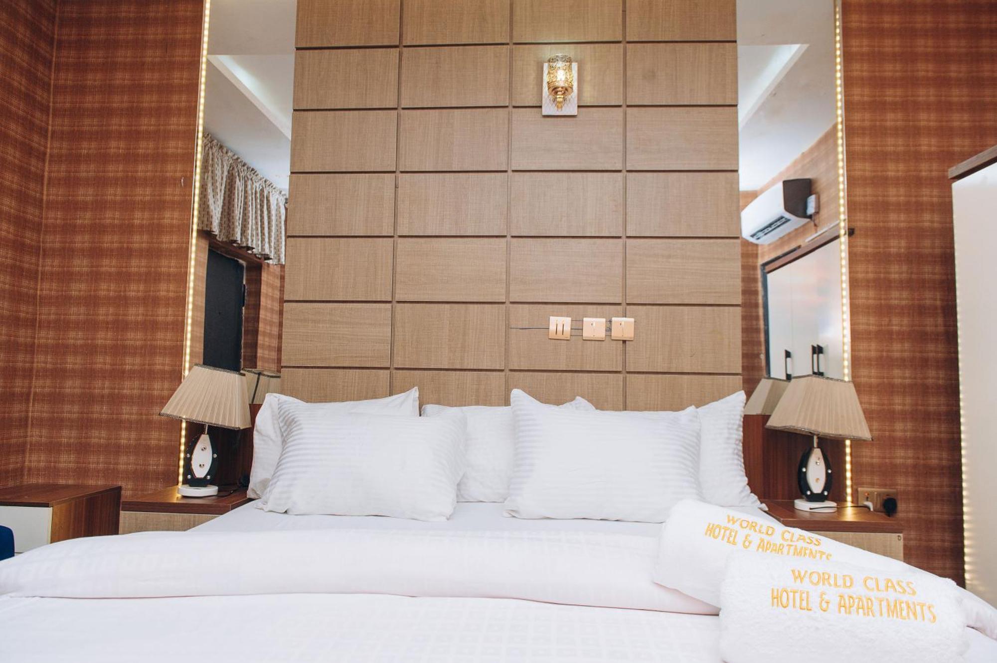 World Class Hotel & Apartments Абуджа Екстериор снимка